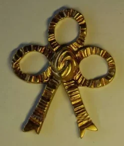 Adorno macizo para el centro de los marcos