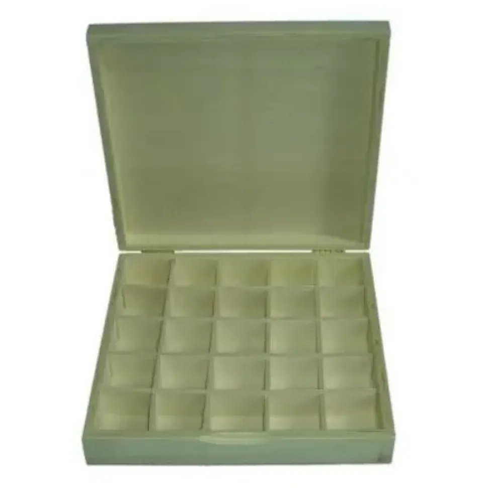 Caja de madera con 25 divisores