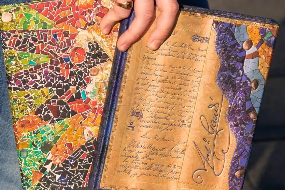 Cuaderno de tapa dura Mini rayado Sol de Gaudí Paperblanks 9x14cm 85g/m²