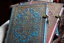 Cuaderno de tapa dura Ultra liso Azur Paperblanks 17,5x23cm 120g/m²