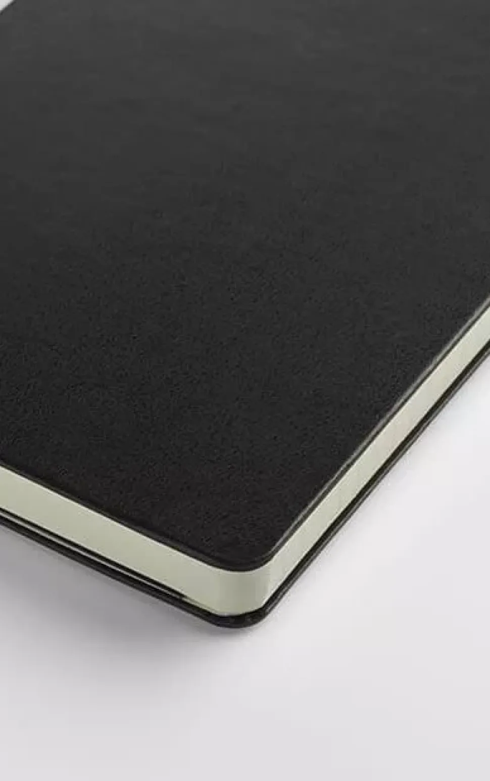 Cuaderno Negro Clásico Tapa Dura Rayas 9x14cm Moleskine