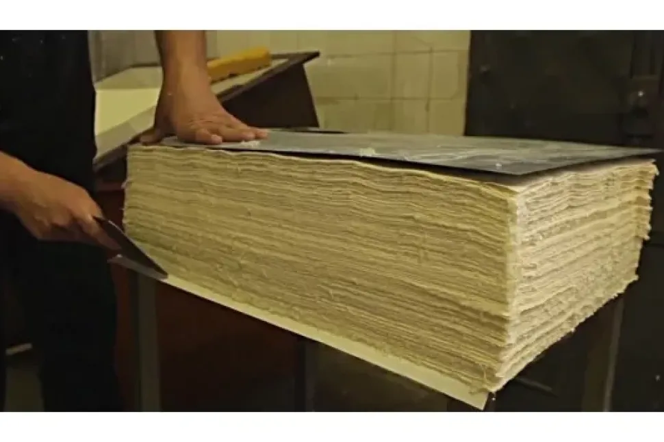 Papel Roma Michelangelo 130g/m² Fabriano 48x66cm