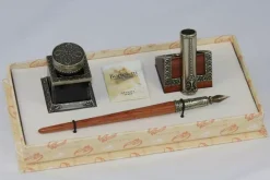 Set de escritura 45 pluma de madera y alpaca, tintero y portapluma Bortoletti