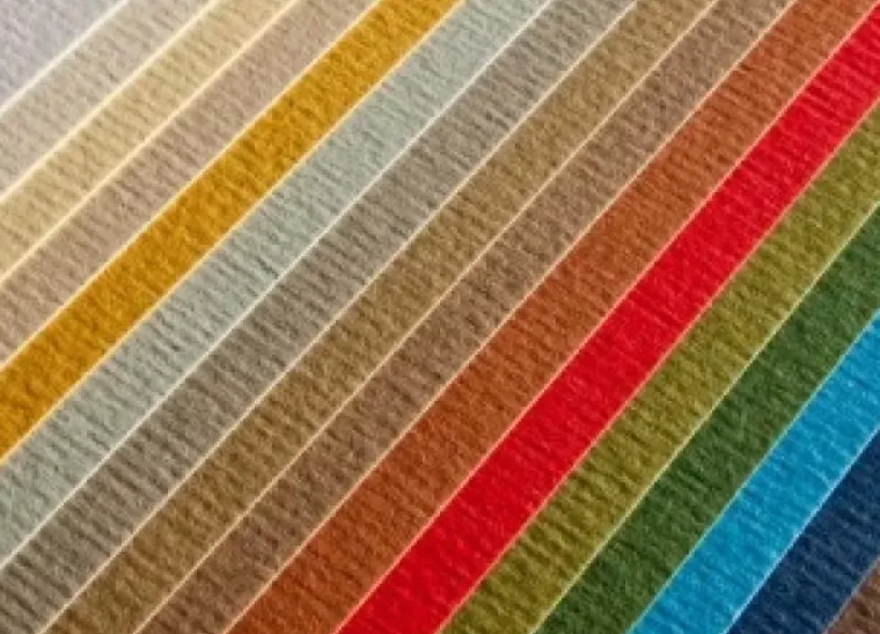 SUPER OFERTA** 40%** Papel con textura Fabriano 220gr 50x70cm